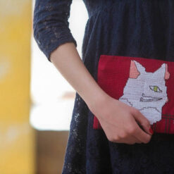 White Cat Pouch