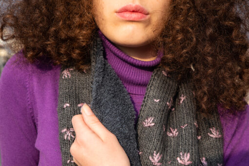 The Pink Nilofer Scarf - Image 5