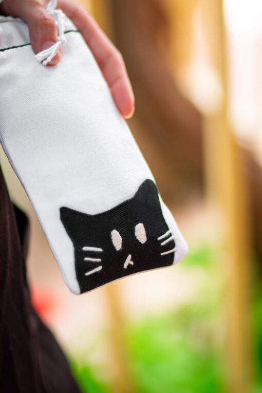 Black and White Cat Glass Pouch - Image 2