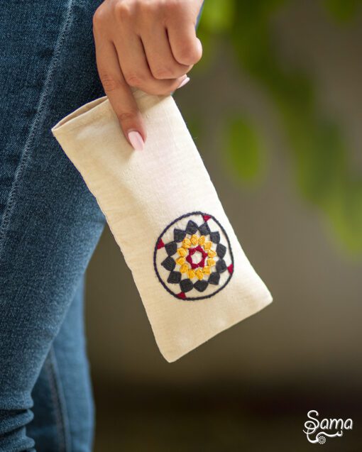White Mosaic Glass Pouch - Image 3