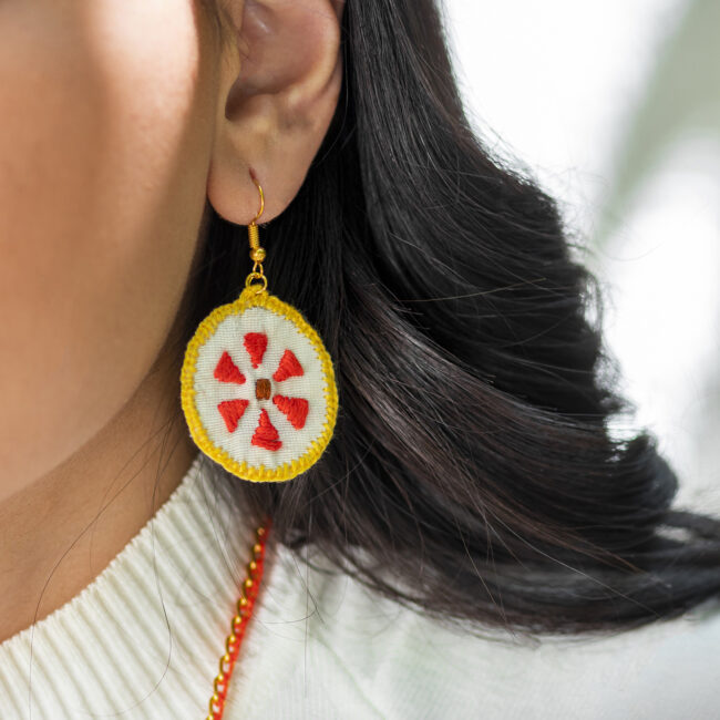 Alternative view of Yellow Mosaic Choker & Earrings