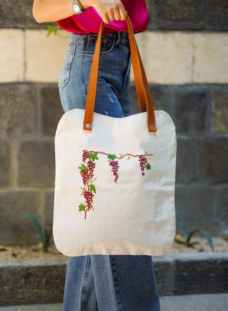 White Derani Bag - Image 2