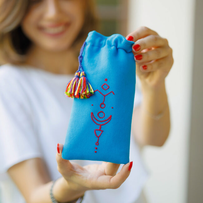 Alternative view of Torques Kerbati Glass Pouch