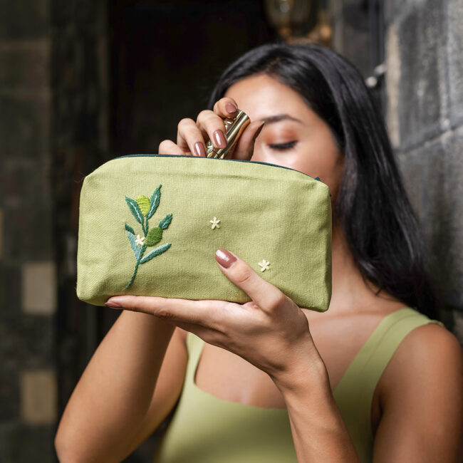 Green Idelbi Pouch