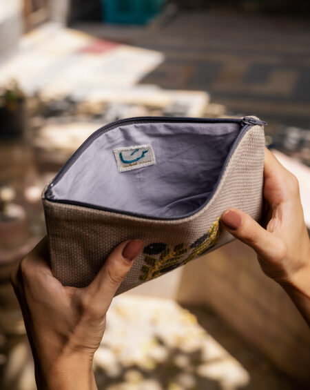 Etamin Idelbi Pouch - Image 7