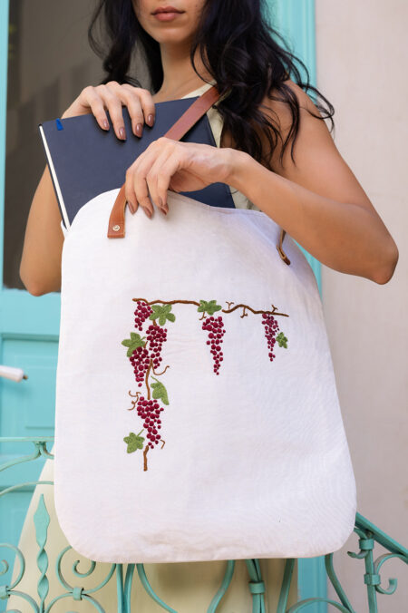 White Derani Bag - Image 5